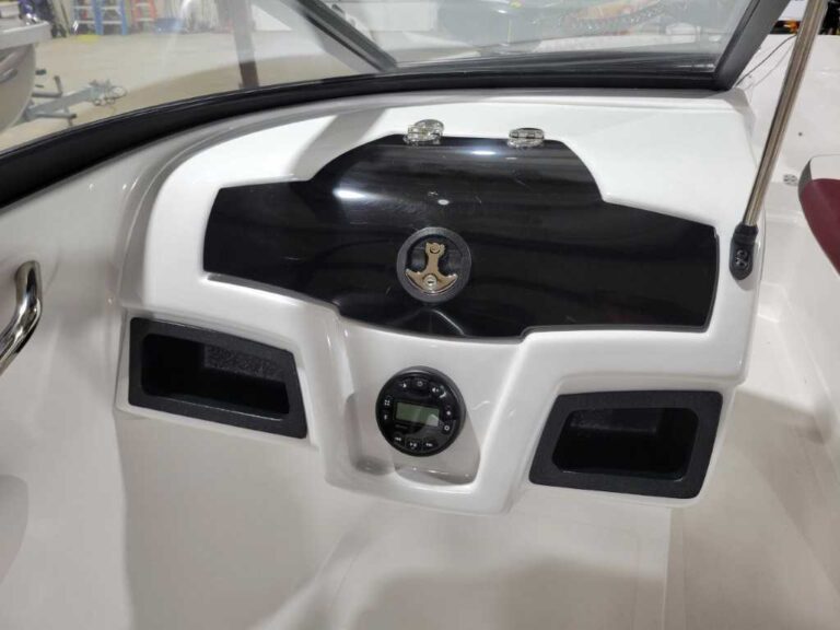 2024 Tahoe 200S US-BUJ32366F324 [photo 35]